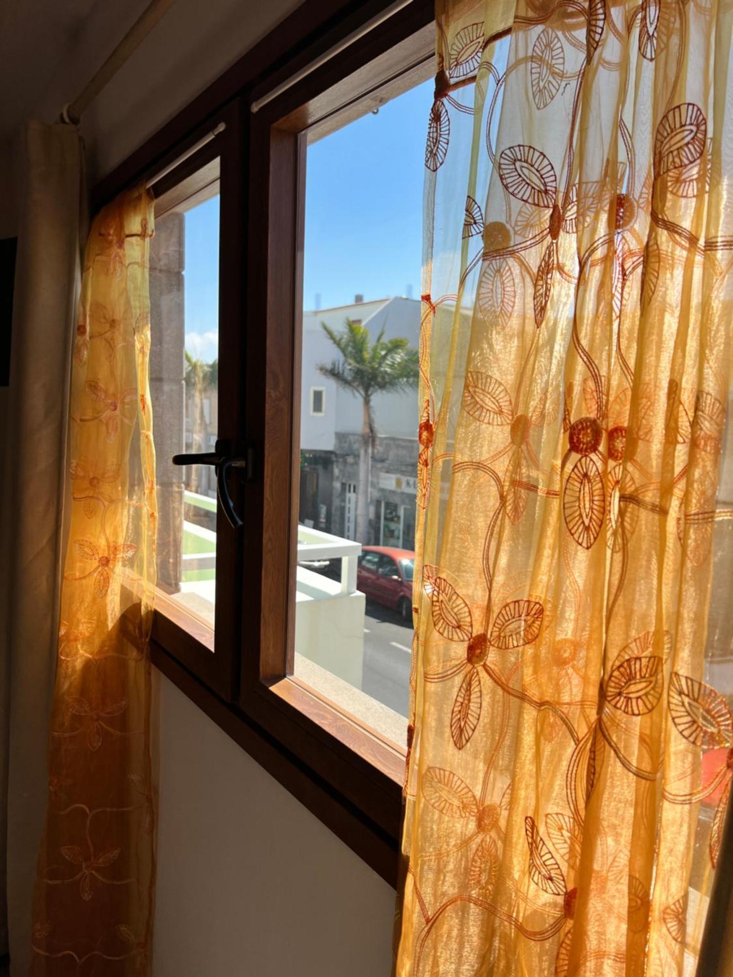 Mirame Canarias Vecindario  Ngoại thất bức ảnh